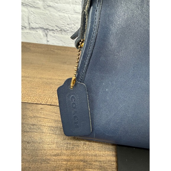 Vintage Coach Navy Blue Legacy Leather Crossbody Bag Timeless Classic Minimalist - Picture 3 of 16